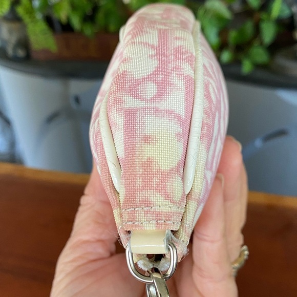 DIOR Mini Saddle Bag - Picture 7 of 14